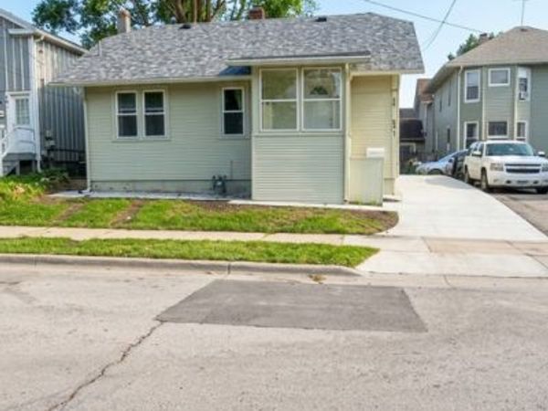 257 Franklin Boulevard , Elgin, IL 60120