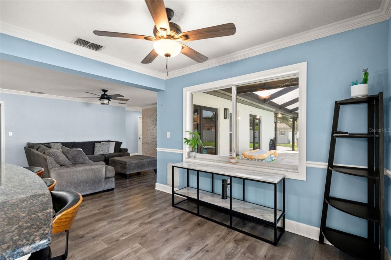 11312 Robert Dr., Seminole, FL 33778 Photo