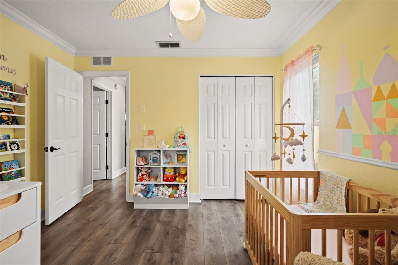 11312 Robert Dr., Seminole, FL 33778 Photo