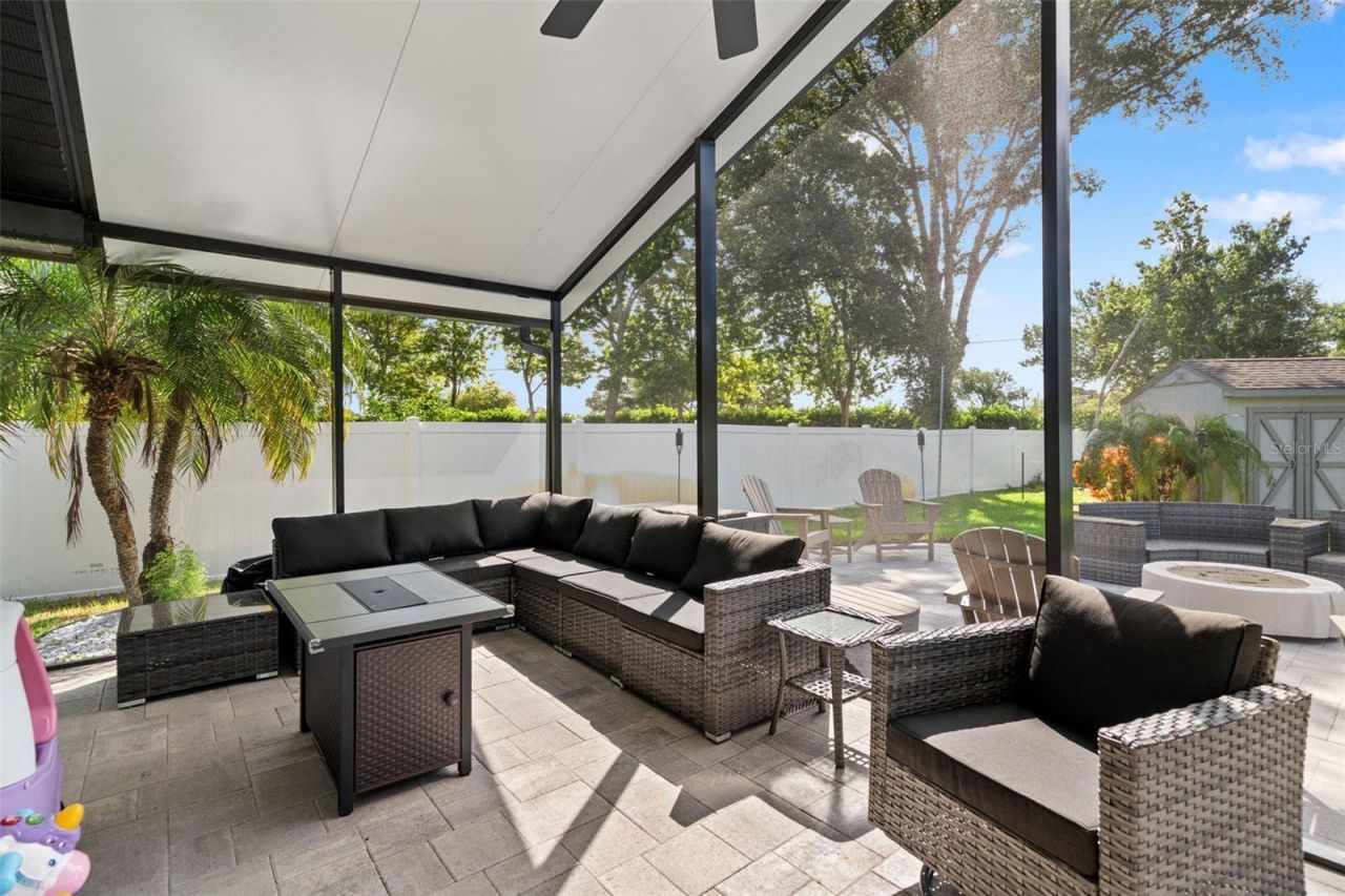 11312 Robert Dr., Seminole, FL 33778 Photo