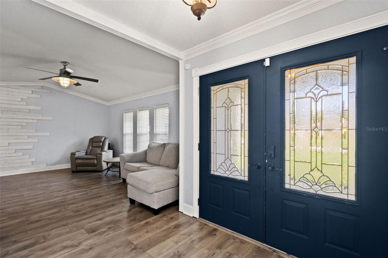 11312 Robert Dr., Seminole, FL 33778 Photo