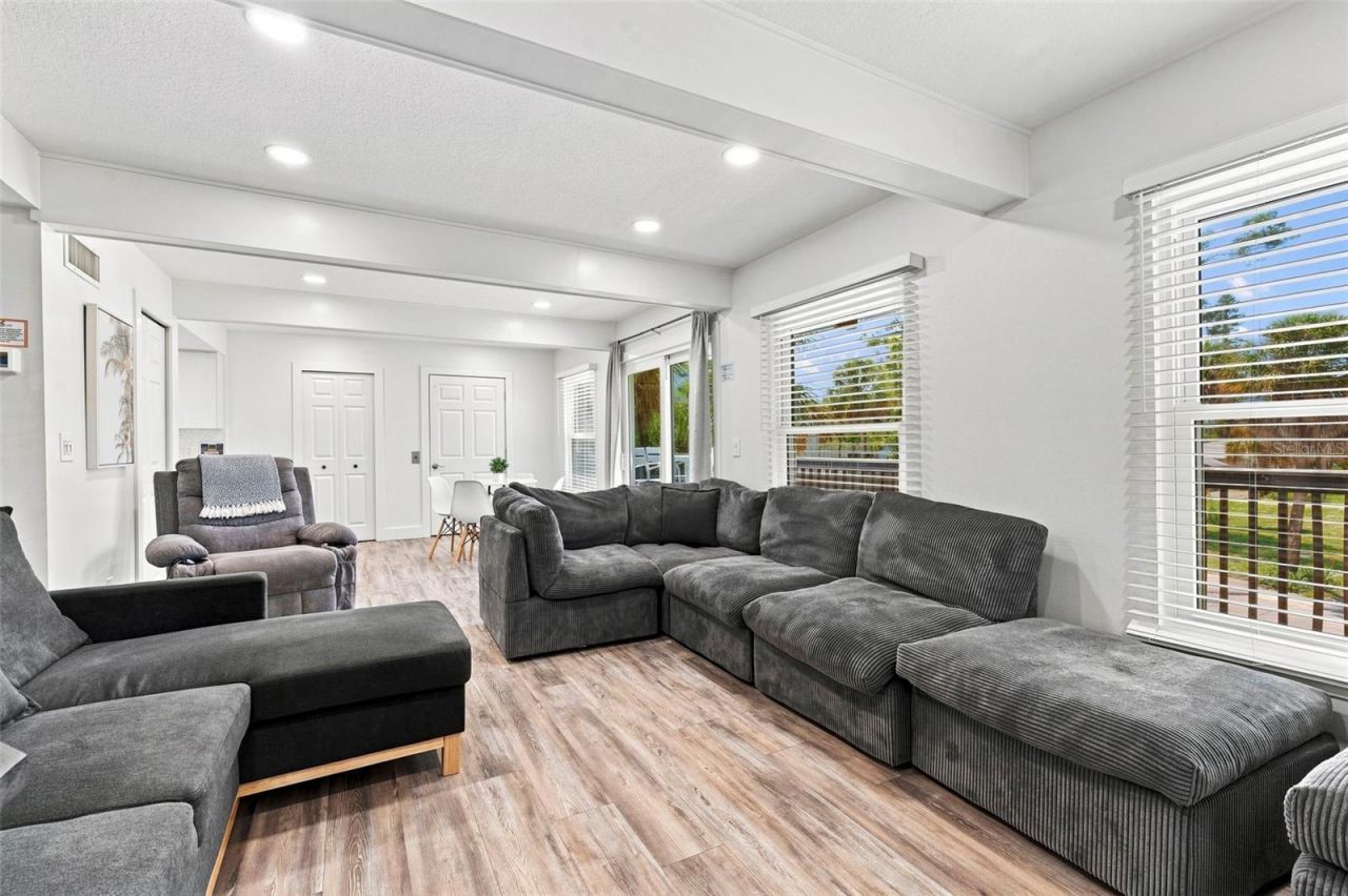113 4th Avenue, Saint Pete Beach, FL 33706 Photo