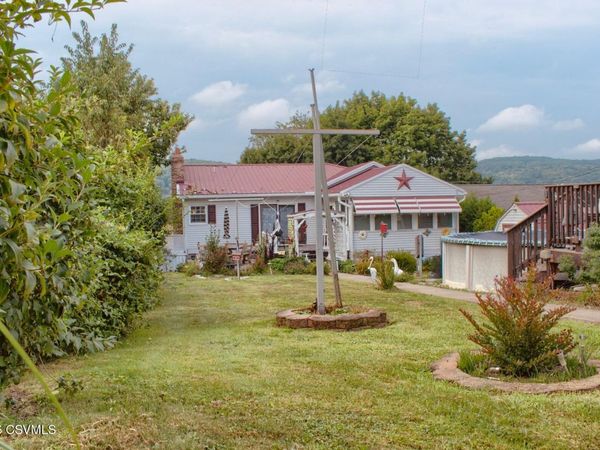 1220 W STATE Street , Coal Township, PA 17866