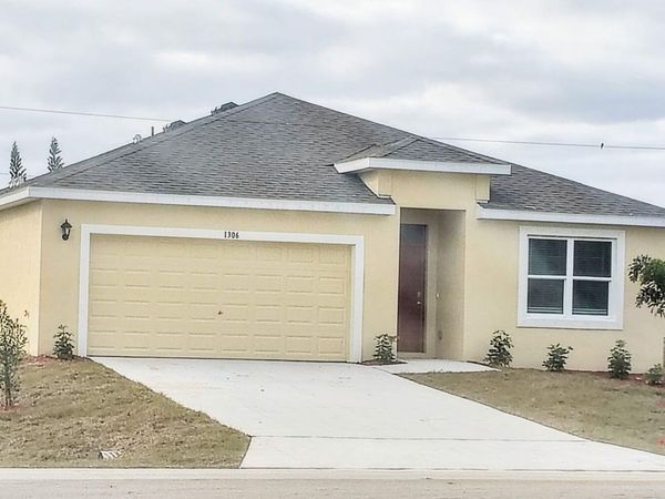 1306 Glendale Avenue NW , Palm Bay, FL 32907