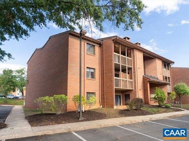 136 GREEN TURTLE LN , Unit 3, Charlottesville, VA 22901