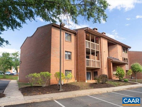 136 GREEN TURTLE LN , Unit 3, Charlottesville, VA 22901