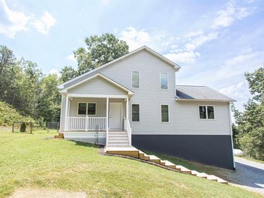 20002 WOODED VIEW LN , Elkton, VA 22827