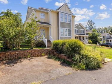 111 MONTPELIER ST , Unit B-2, Charlottesville, VA 22903