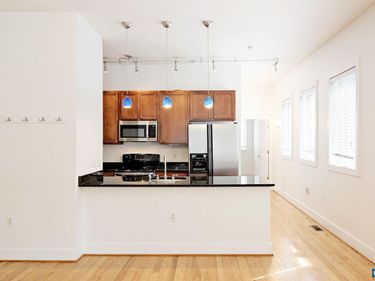 215 SW 5TH ST, Unit 1D, Charlottesville, VA 22903