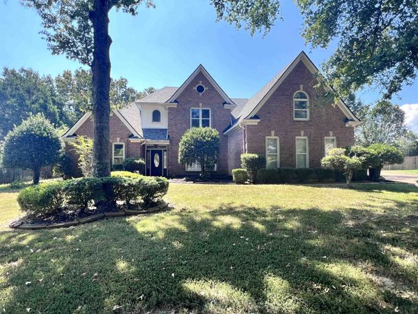560 WINDSOR PARK CV, Collierville, TN 38017