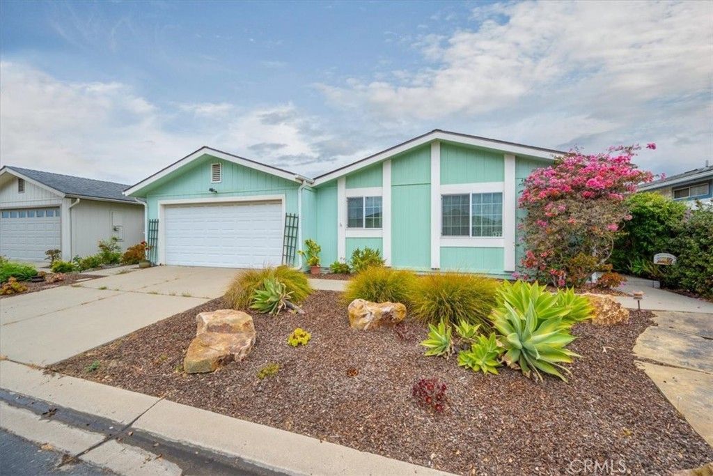 927 Vista Del Rio, Santa Maria, CA 93458 Main Photo