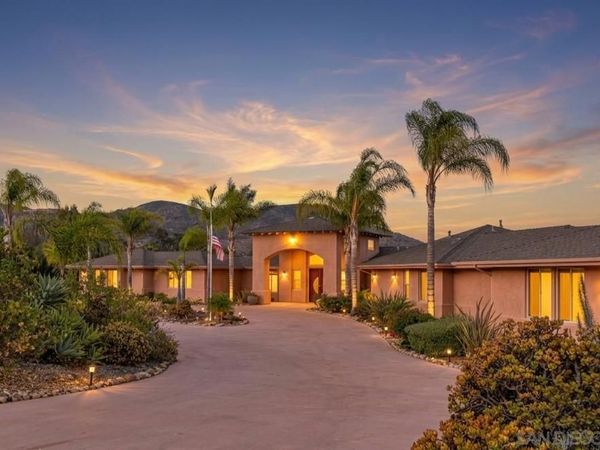 17429 Rancho Del Rio, Rancho Santa Fe, CA 92067