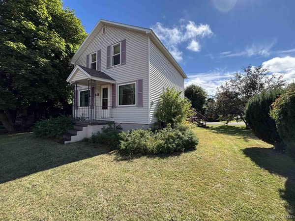411 Wright Street, Marquette, MI 49855