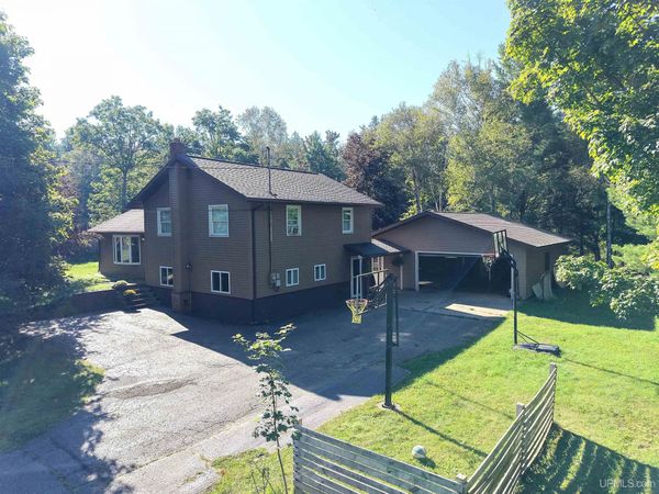 129 Wilderness Road, Negaunee Twp, MI 49866