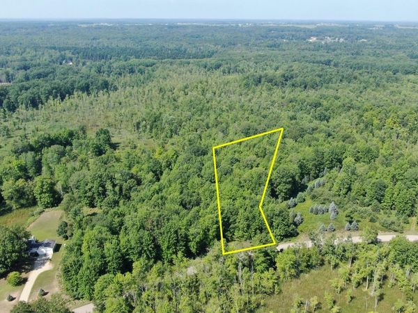 6127 Fawn Lake Drive, Canadian Lakes, MI 49346