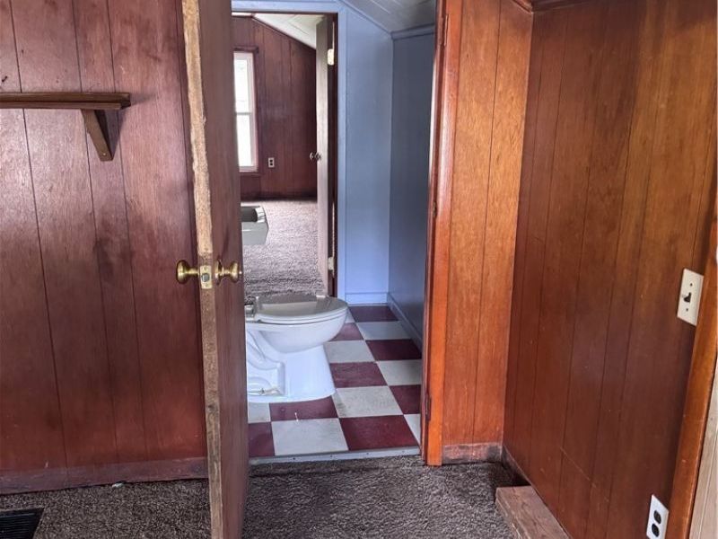 8574 N High Street , Mineral City, OH 44656 Photo 8