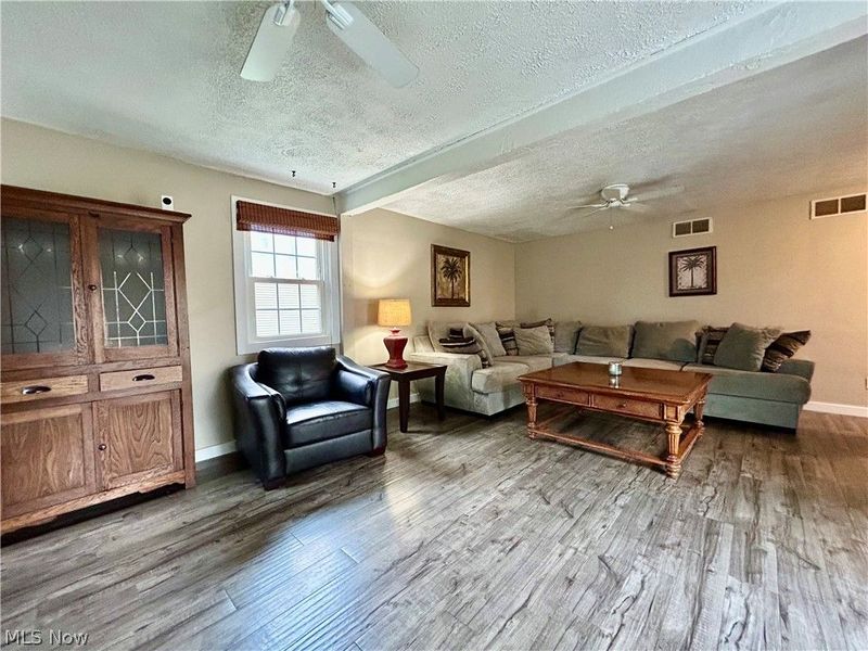 4595 Sheffield Drive, Austintown, OH 44515 Photo 14