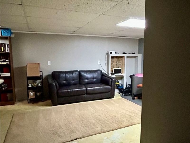 4595 Sheffield Drive, Austintown, OH 44515 Photo 32