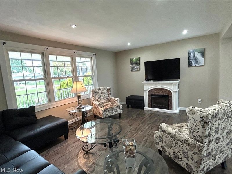 4595 Sheffield Drive, Austintown, OH 44515 Photo 4