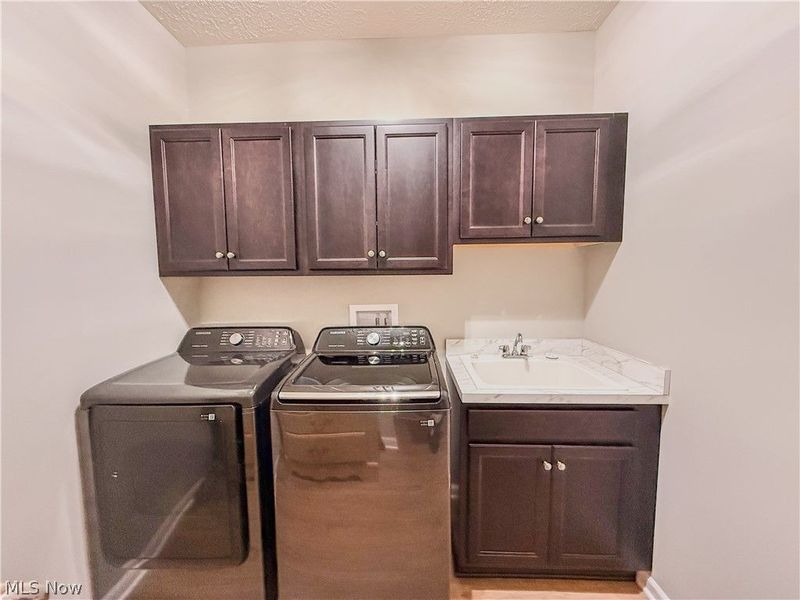 118 W Spring Drive, Elyria, OH 44035 Photo 10