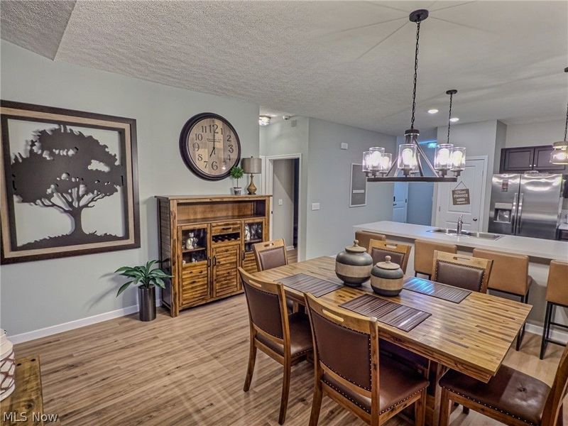 118 W Spring Drive, Elyria, OH 44035 Photo 8
