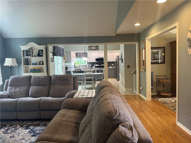 805 Gallo Drive, Brunswick, OH 44212 Photo 12