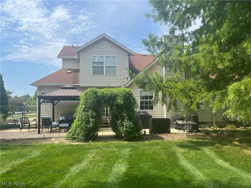 805 Gallo Drive, Brunswick, OH 44212 Photo 8