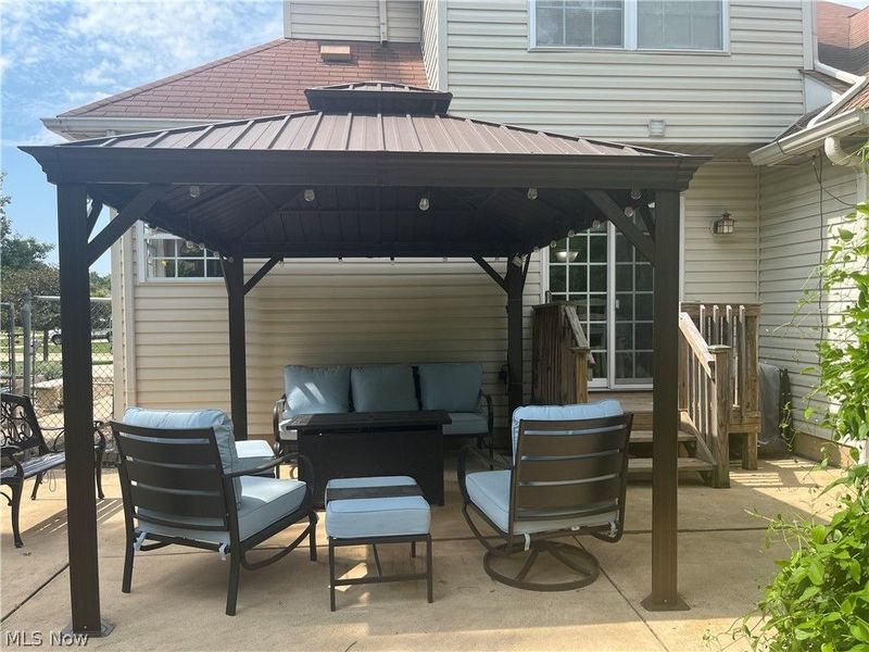 805 Gallo Drive, Brunswick, OH 44212 Photo 9