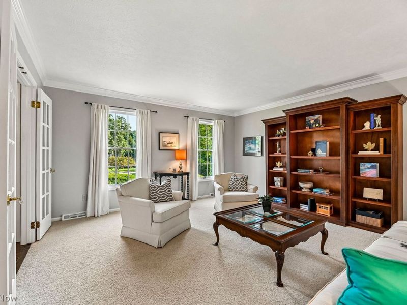 6541 Crabtree Lane , Brecksville, OH 44141 Photo 3