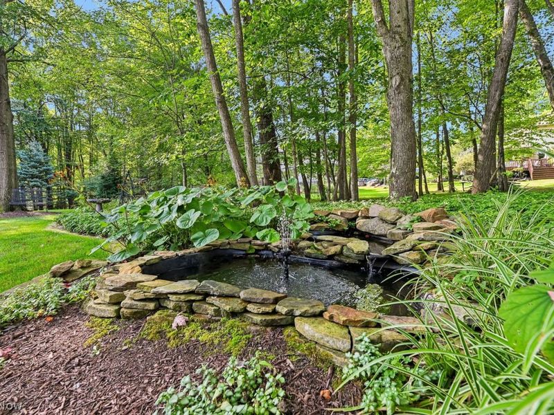 6541 Crabtree Lane , Brecksville, OH 44141 Photo 32