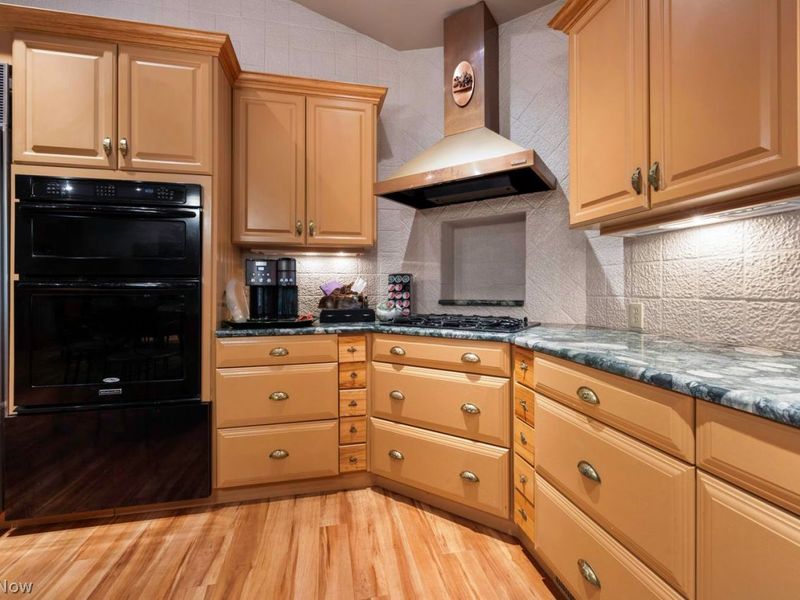 4231 Sunfish Cove, Avon, OH 44011 Photo 11