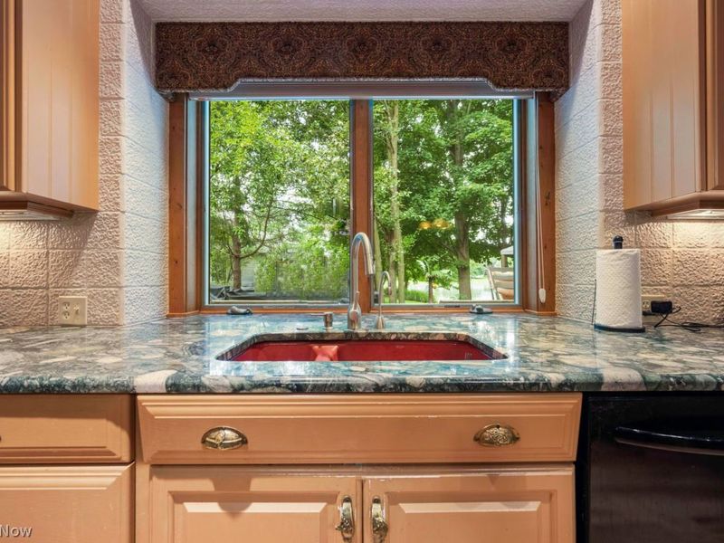 4231 Sunfish Cove, Avon, OH 44011 Photo 12