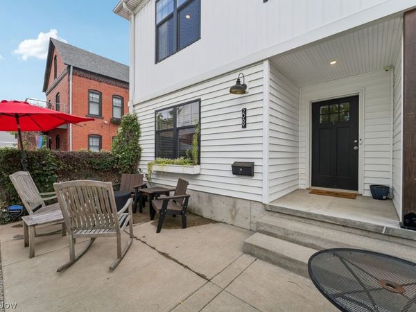 2069 W 34th Place , Cleveland, OH 44113