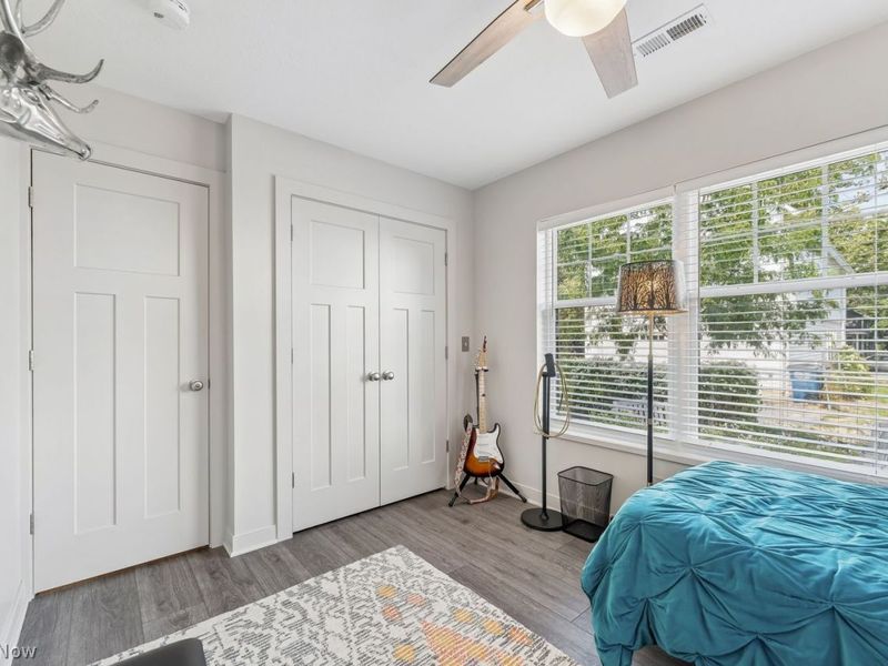 2069 W 34th Place, Cleveland, OH 44113 Photo 20