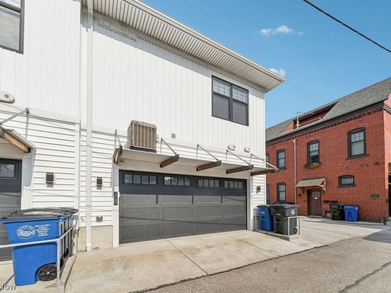 2069 W 34th Place, Cleveland, OH 44113 Photo 32