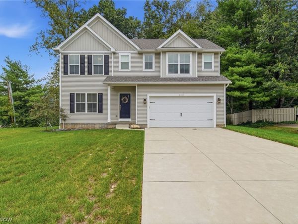 3181 Dunmore Avenue NW, Canton, OH 44708