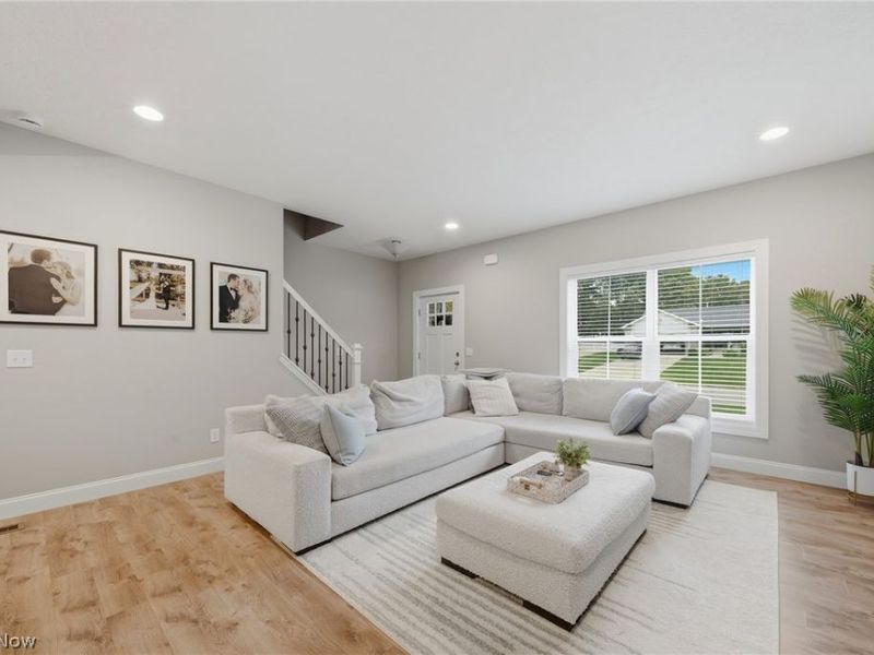 3181 Dunmore Avenue NW, Canton, OH 44708 Photo 5