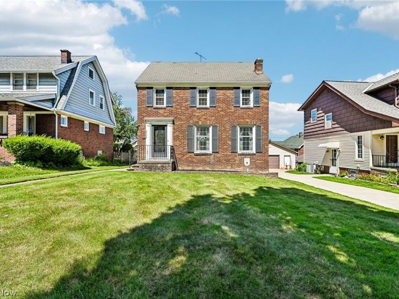 2052 Hillcrest Avenue, Cleveland, OH 44109 Photo 1