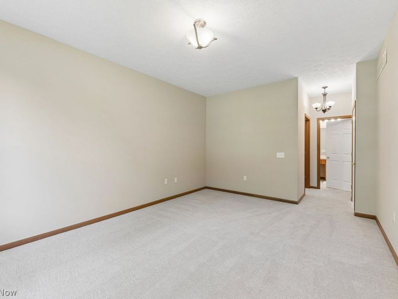 2148 Southampton Lane, Avon, OH 44011 Photo 14