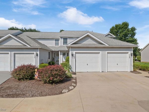 756 Beverly Avenue , Canal Fulton, OH 44614