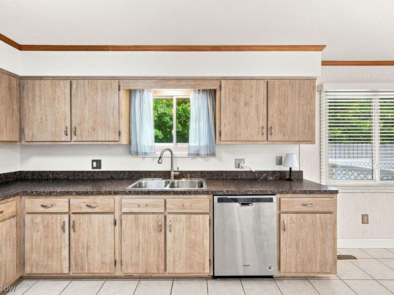 5145 Park Side Trail, Solon, OH 44139 Photo 10