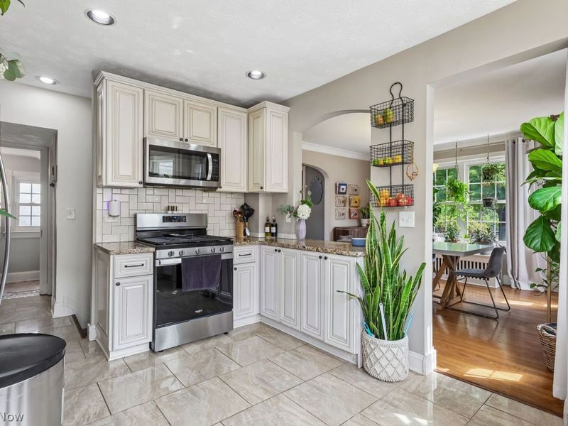 7478 Briarcliff Parkway, Middleburg Heights, OH 44130 Photo 10