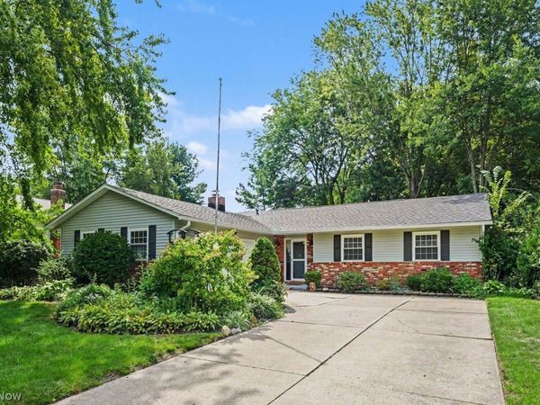 8610 Forestview Avenue , Mentor, OH 44060