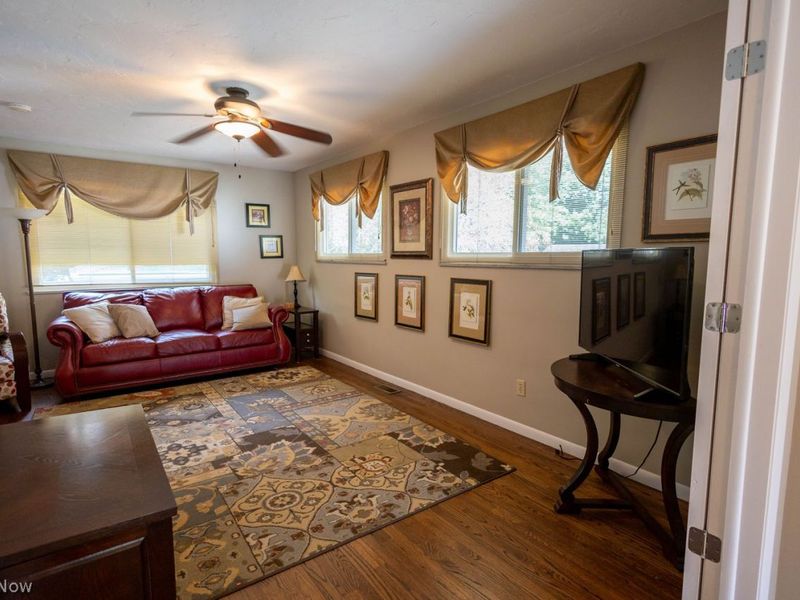 4068 W 219th Street, Fairview Park, OH 44126 Photo 4