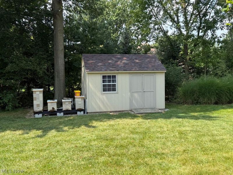 740 Sawmill Drive, Avon Lake, OH 44012 Photo 3