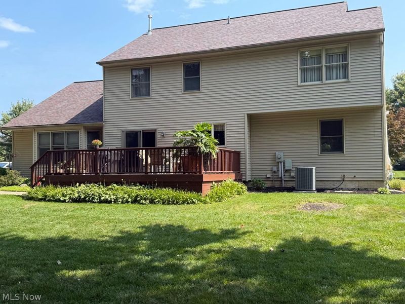 740 Sawmill Drive, Avon Lake, OH 44012 Photo 4
