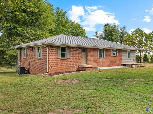 1232 County Road 53, Rogersville, AL 35652