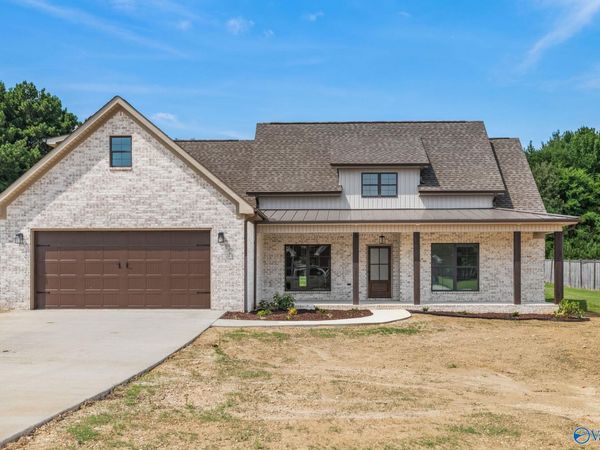 284 Brothers Lane, Rogersville, AL 35652