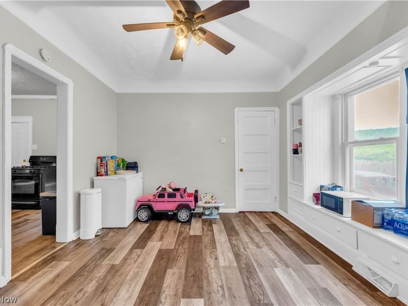 3098 W 101st Street, Cleveland, OH 44111 Photo 10