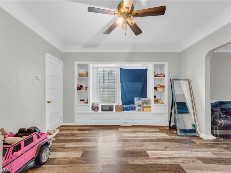 3098 W 101st Street, Cleveland, OH 44111 Photo 8